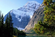 欧联-霍伊伦梅开二度加纳乔破门 曼联3-2胜.